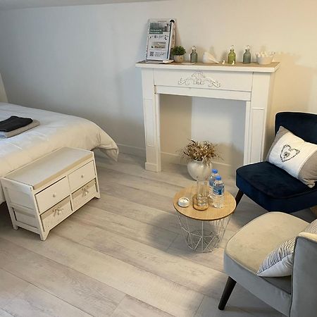 Bed and Breakfast Cocooning Chez Sabine Lavilledieu  Экстерьер фото