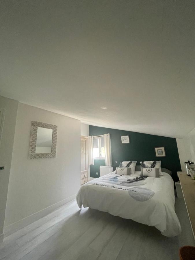 Bed and Breakfast Cocooning Chez Sabine Lavilledieu  Экстерьер фото