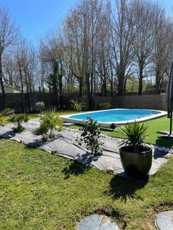 Bed and Breakfast Cocooning Chez Sabine Lavilledieu  Экстерьер фото